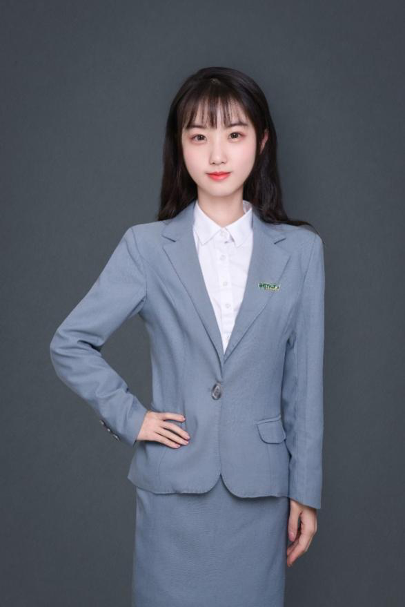 教师姓名：魏含笑 毕业院校： 澳大利亚悉尼大学硕士儿童心理专业  证书：幼儿教师资格证；美术素描六级证书；钢琴十级证书