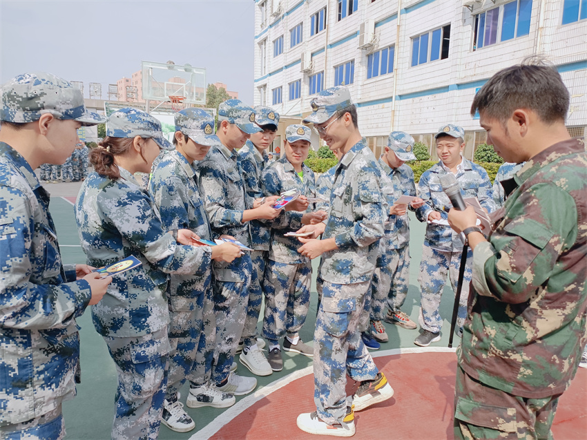 东莞青华模具实训