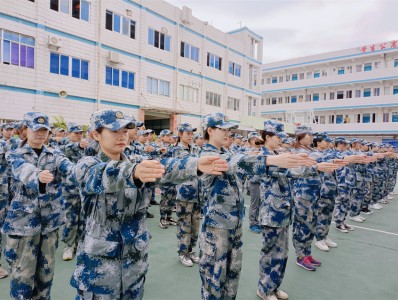 东莞青华模具实训