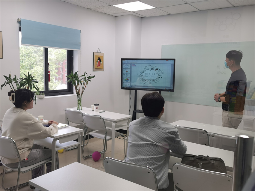 韩亚学校环境