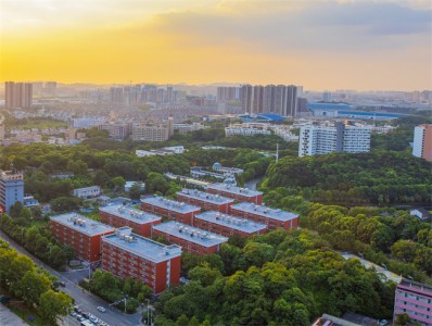 长沙衡坦高考复读学校