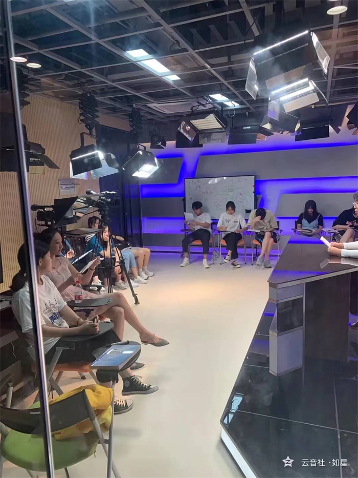 南京青芽云音艺考学校环境