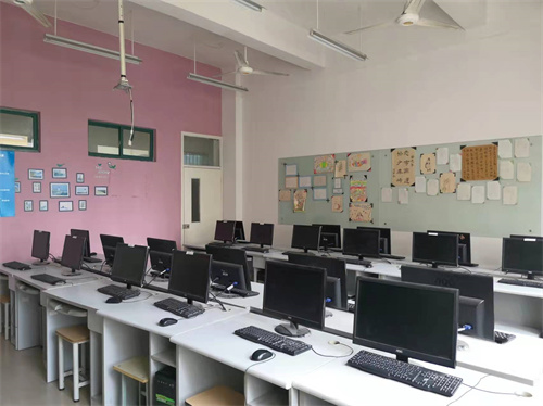 杭州之江高复学校环境