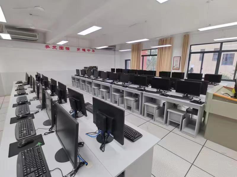 长沙耀华高考复读学校