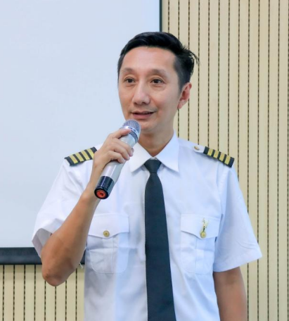 麦志鸿老师